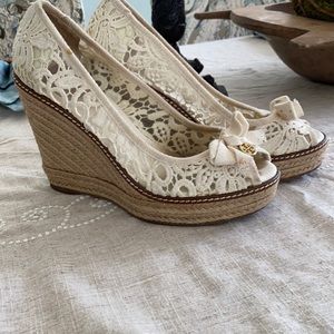 Lace wedges